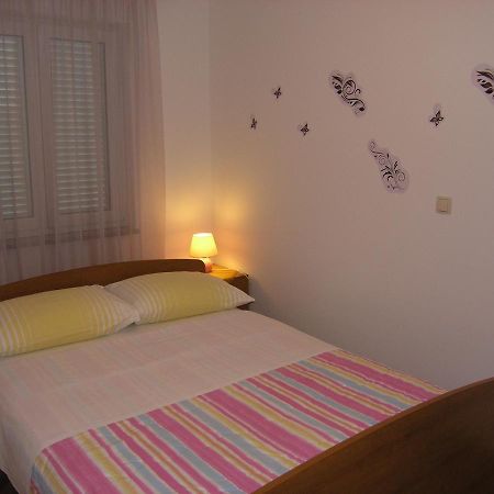 Apartments Biljana For Relaxing Holidays In Baska Extérieur photo