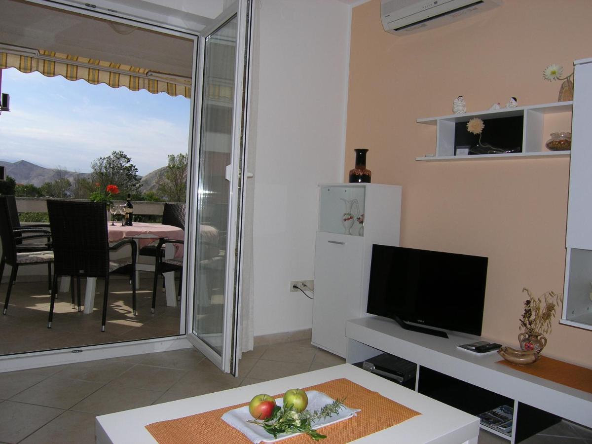 Apartments Biljana For Relaxing Holidays In Baska Extérieur photo