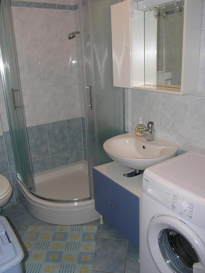 Apartments Biljana For Relaxing Holidays In Baska Extérieur photo